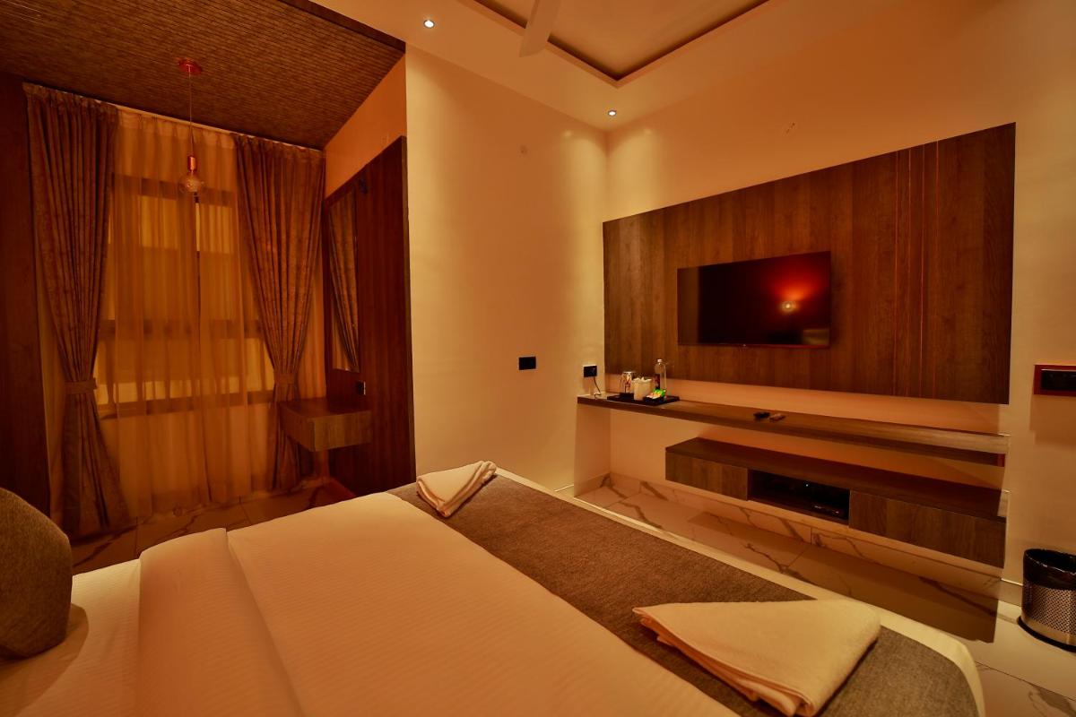 The Mysore Grand - Housity
