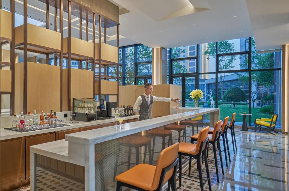 Hyatt Place Huangshan Train Station - Housity