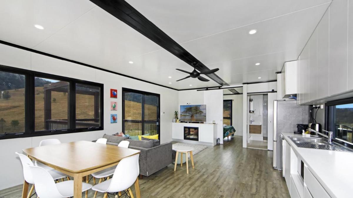 Bindera Container House - Housity