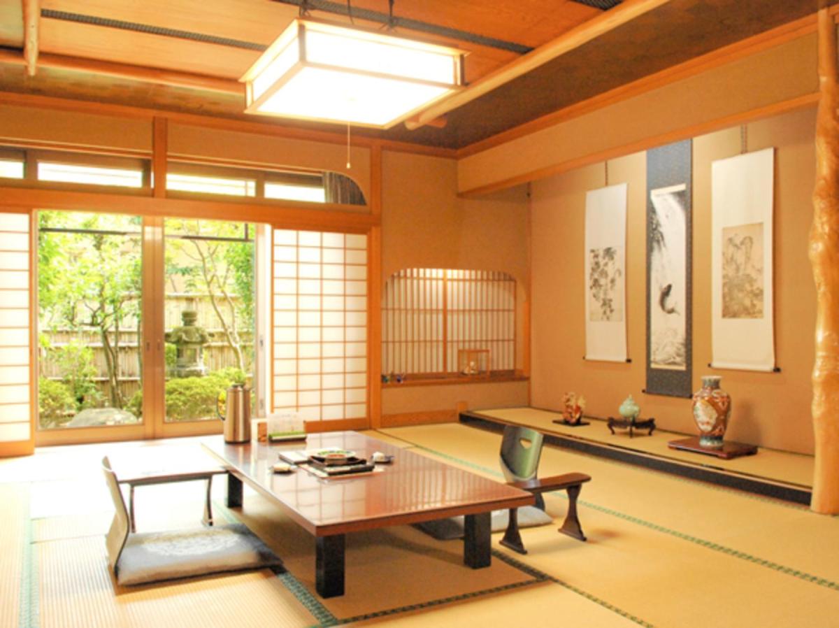 KOUBOUNOYU IKONASOU - Housity