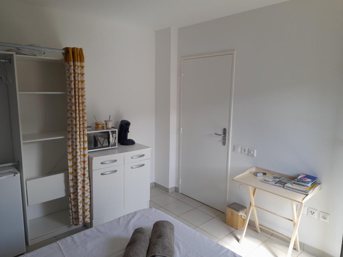 Chambre avec salle de bain, WC et terrasse - Housity