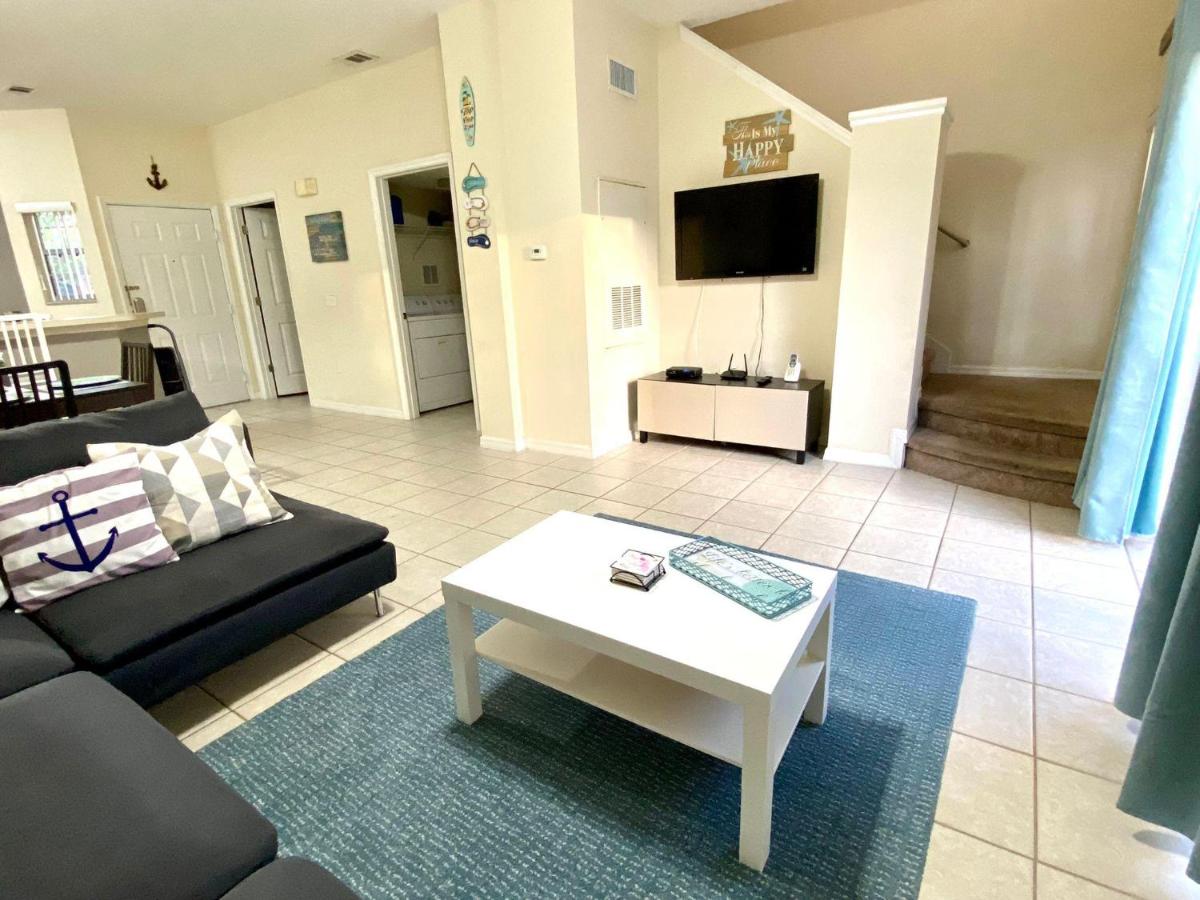 Amazing 3-2 Townhome With Lake View At Terra Verde!! - Housity