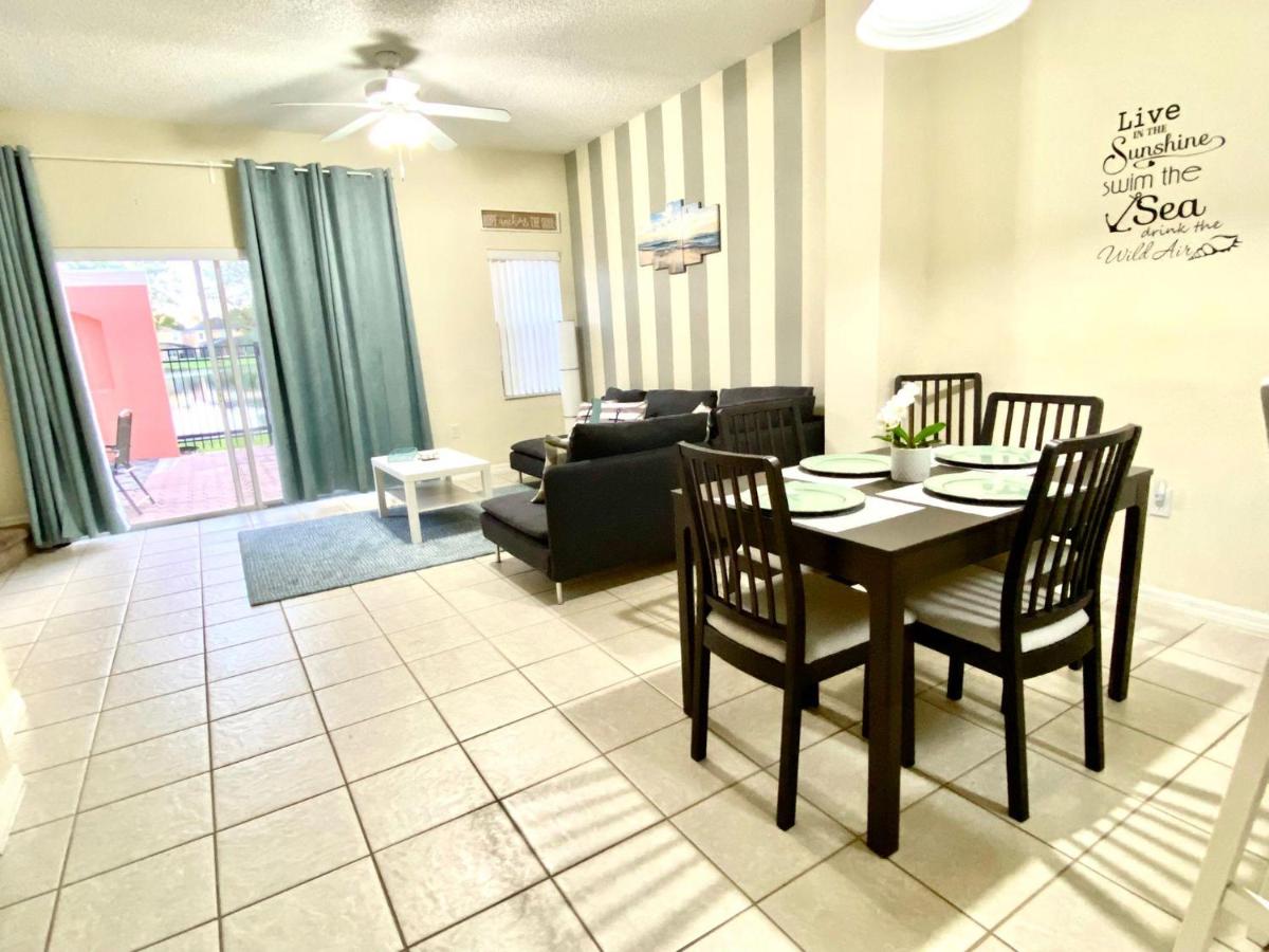 Amazing 3-2 Townhome With Lake View At Terra Verde!! - Housity