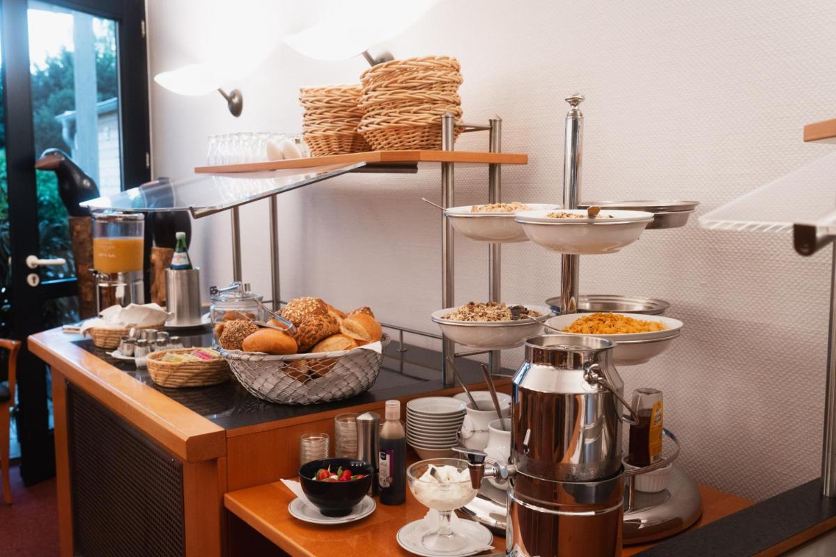 Hotel am Weiher - Housity