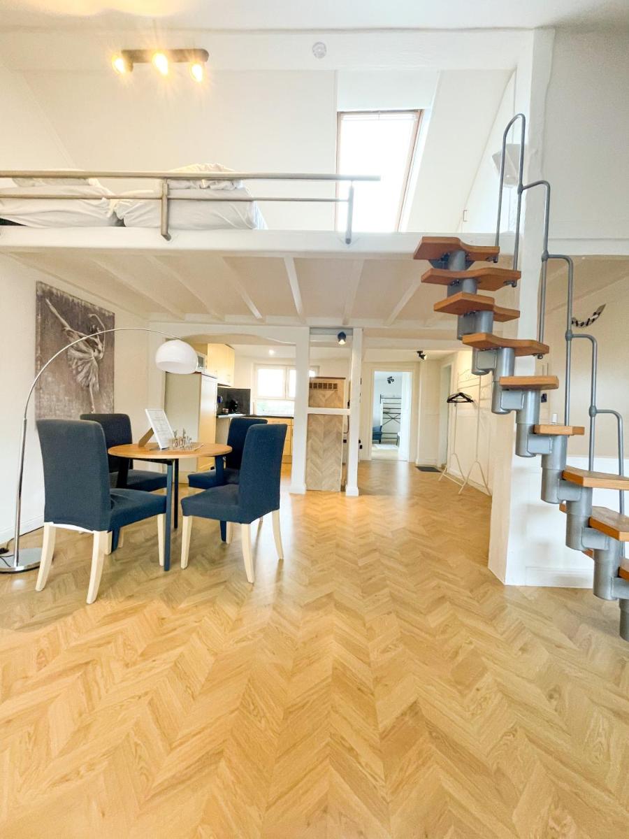 Suitetrails - Ginius Homes- Penthouse Düren