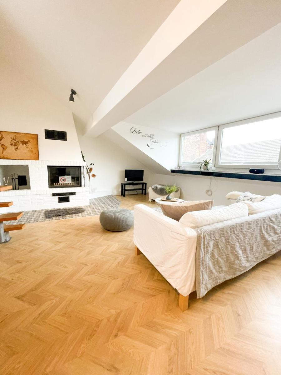 Suitetrails - Ginius Homes- Penthouse Düren