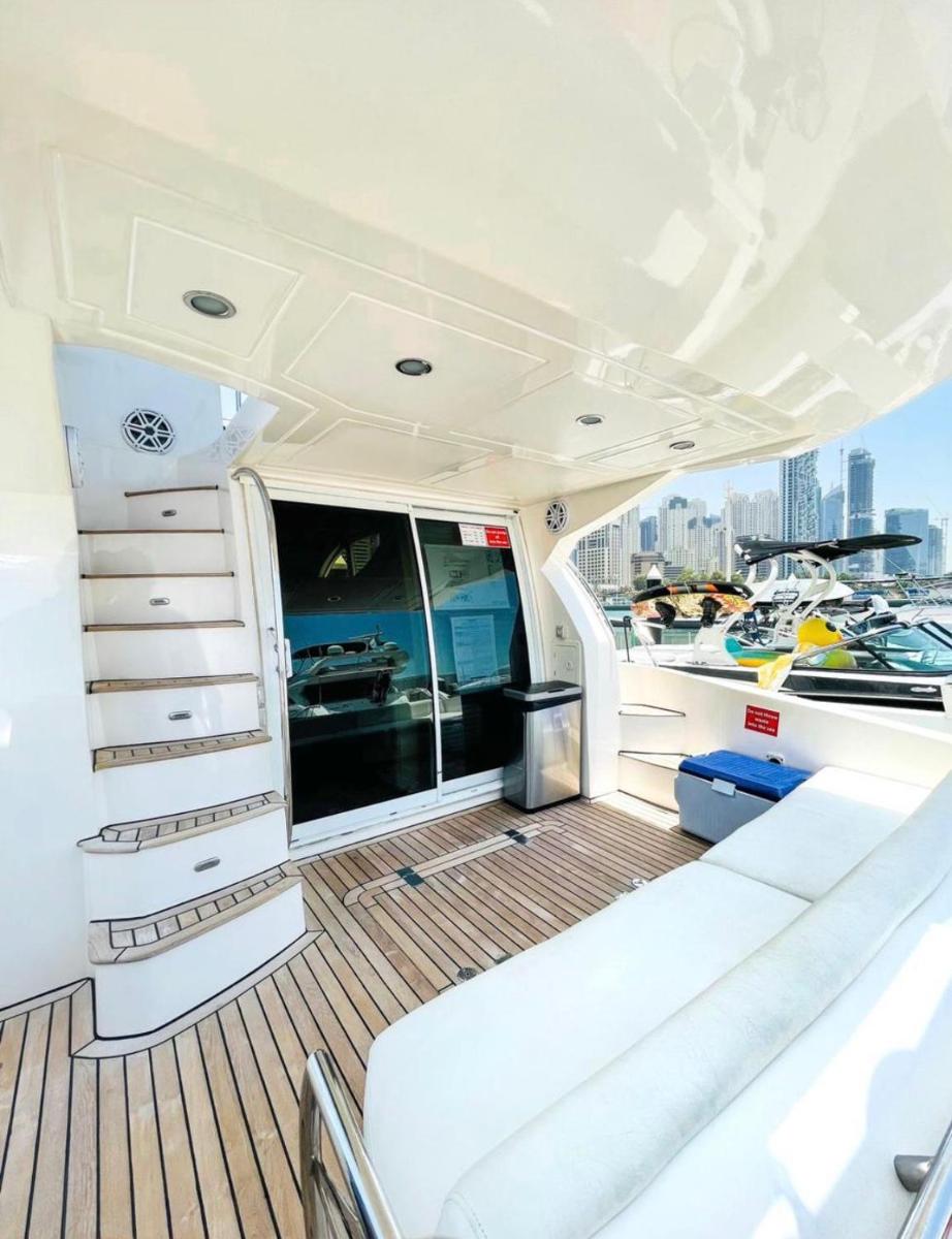 MAJESTY 50FT YACHT - Housity