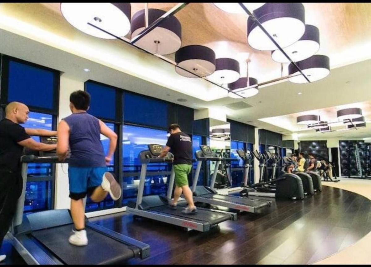 Suitetrails - The Gramercy Residence Makati Suite 34Sightseeing