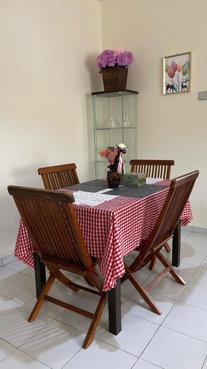 Little Cosy House at14 - Housity
