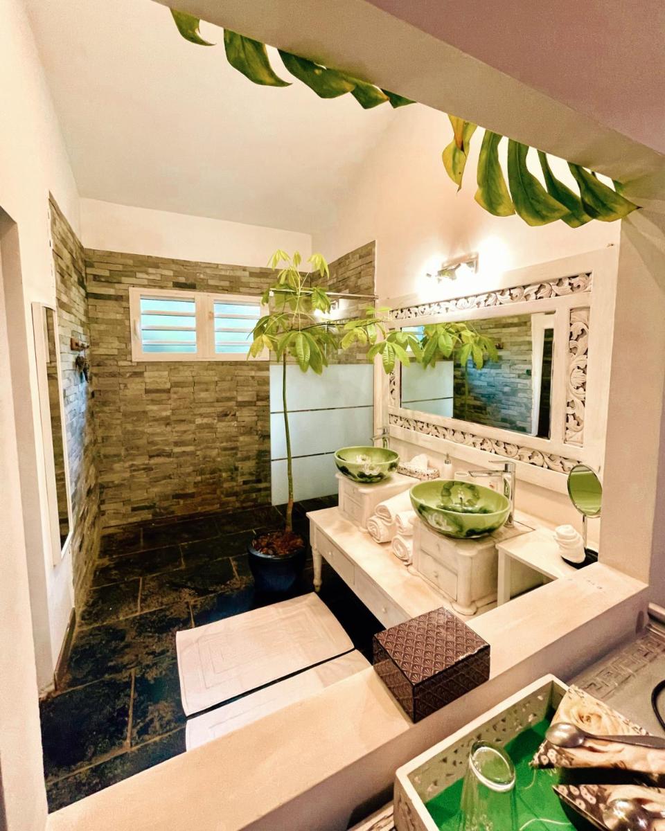 Chambres d'hôtes & spa Le Jardin de Ravintsara - Housity
