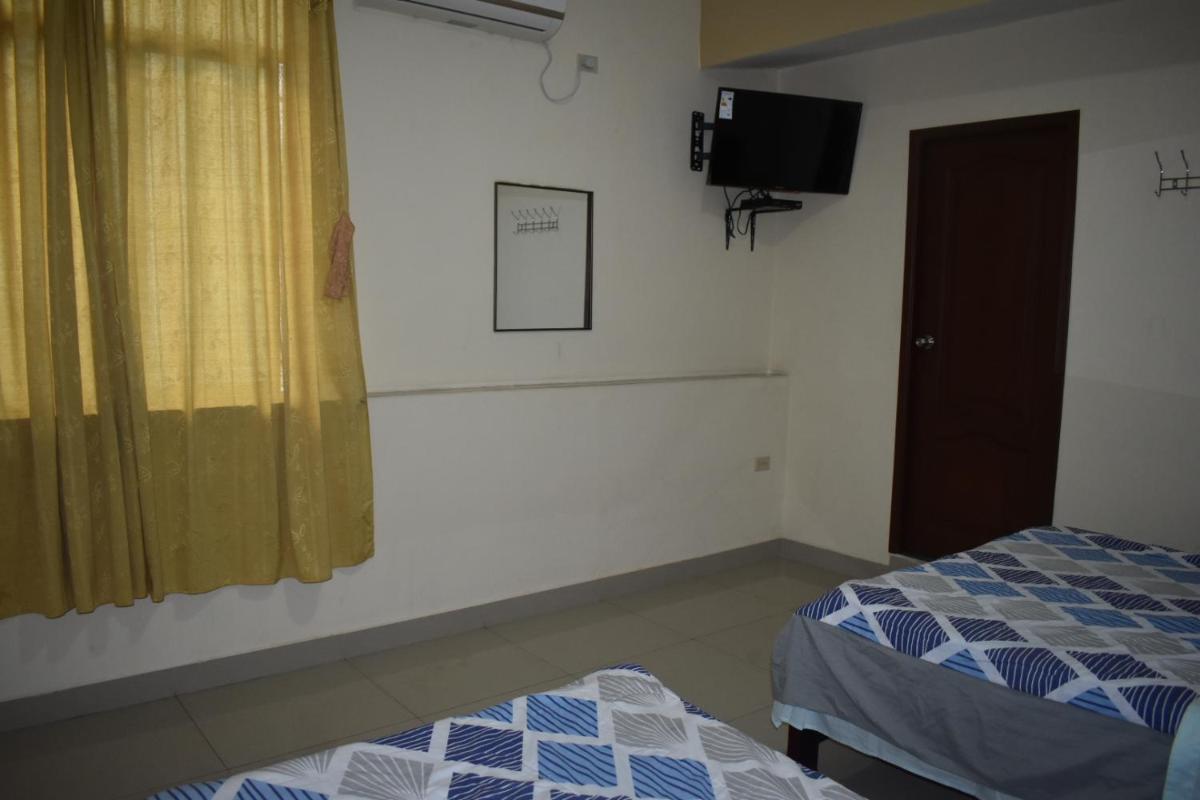 Hostal Londres - Housity