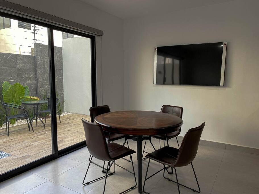 Casa en hacienda del seminario con alberca privada - Housity