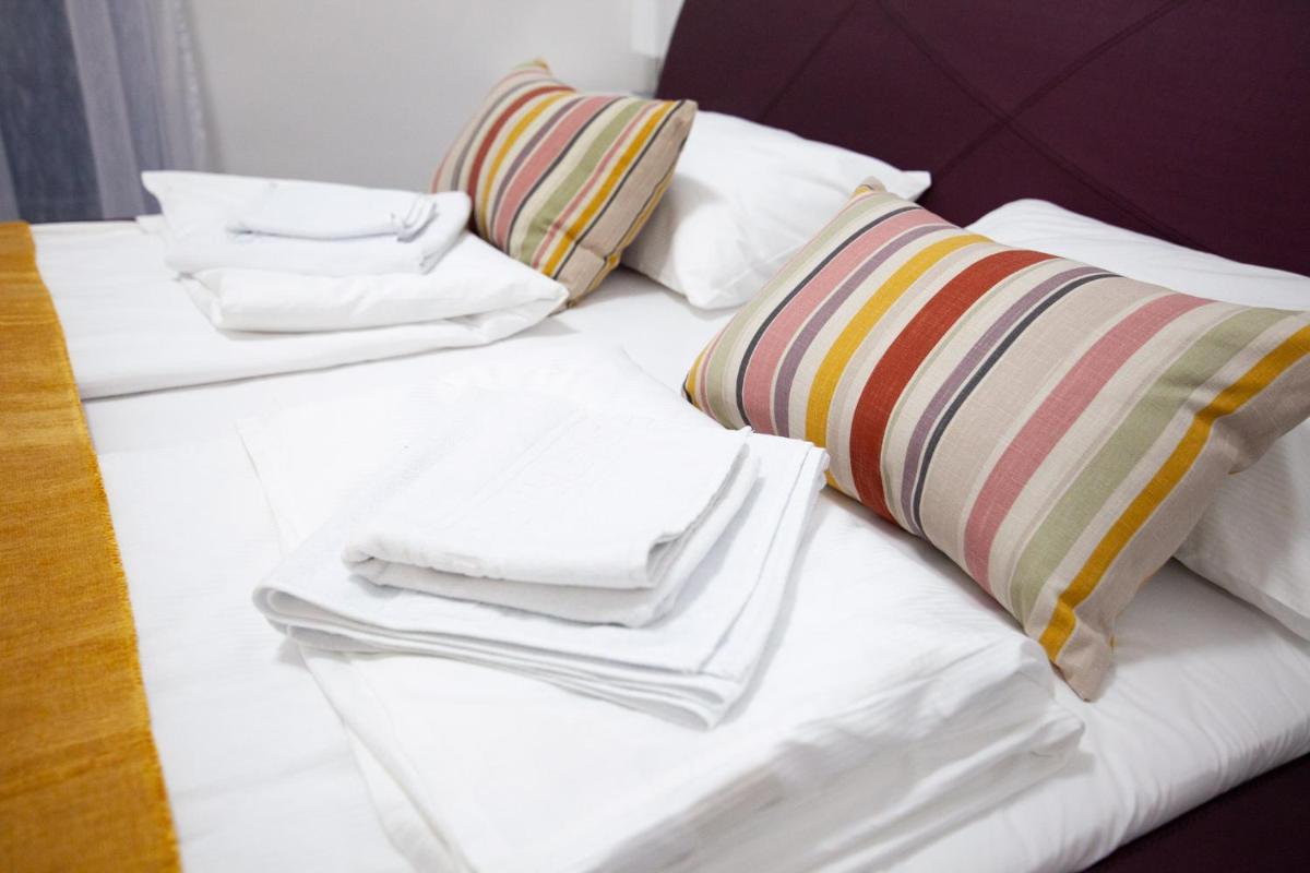 Adriana Apartment - Housity