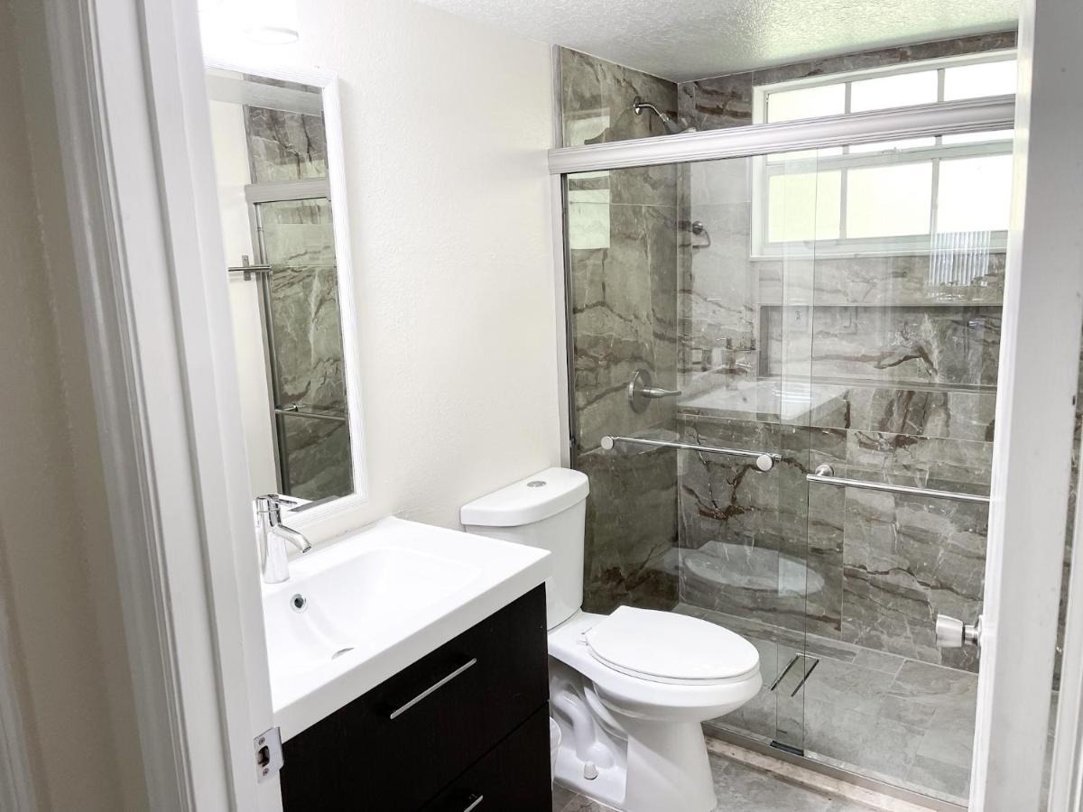 Grand Superior Apartment 3/2 very close Disney - Housity