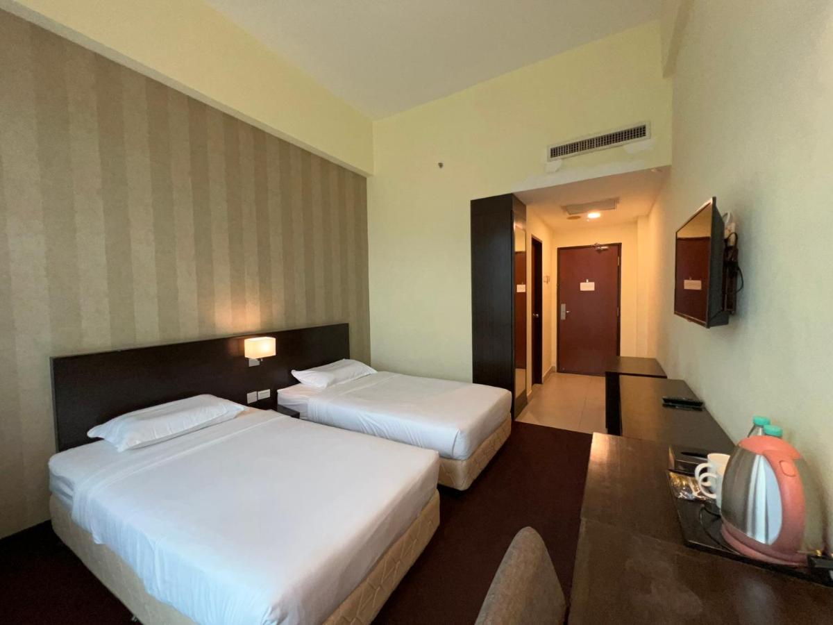 Suitetrails - SSL Traders Hotel