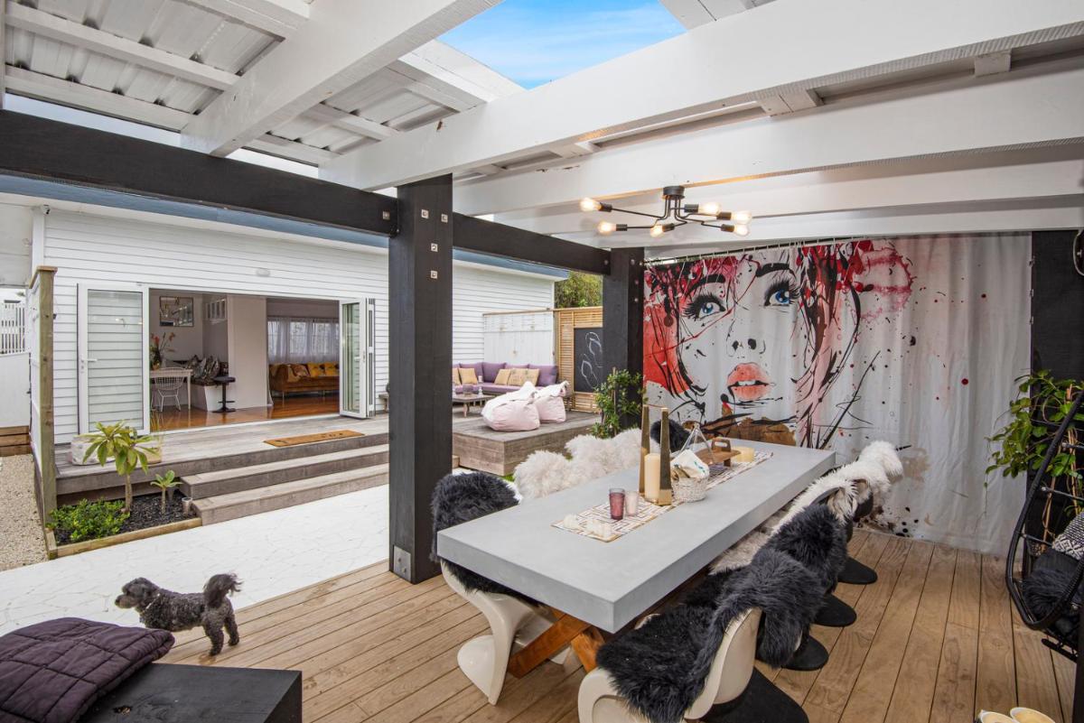 Waterfront Sunsets Studio - Housity