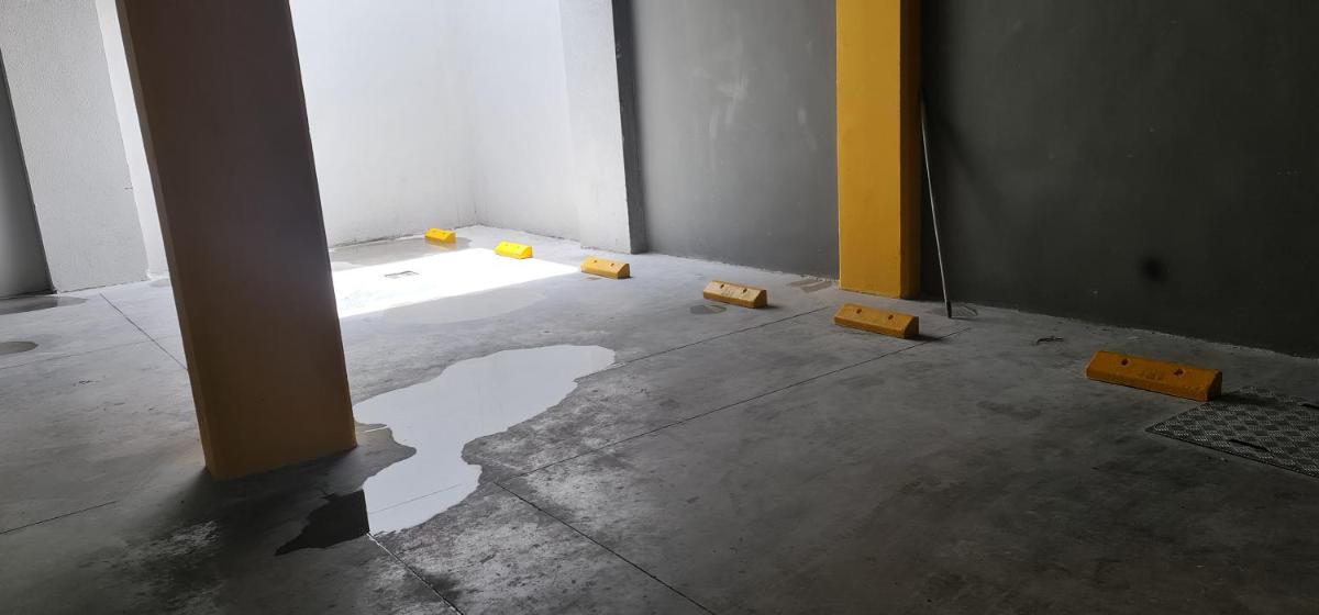 Aparta Estudio Completo - Parqueadero para MOTO - Ibague - Cedro - Housity