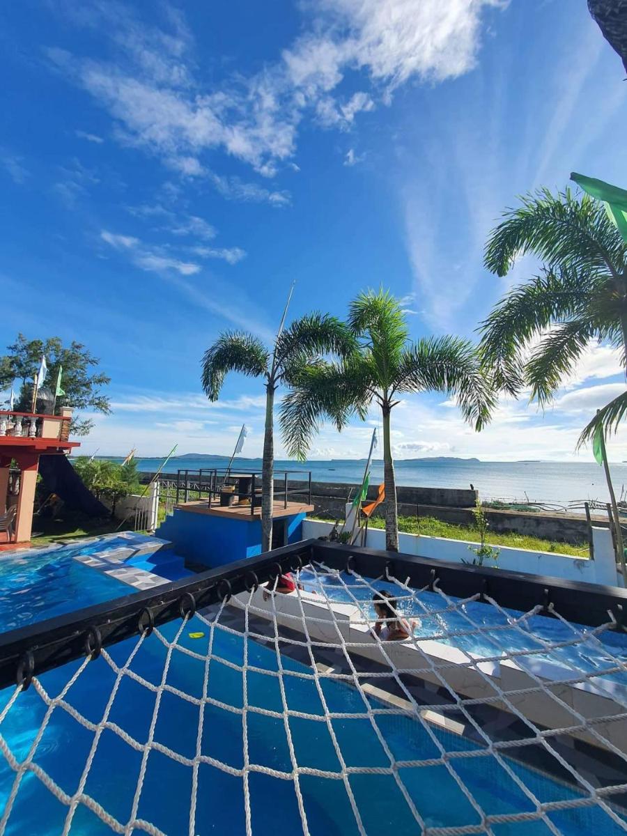 Suitetrails - The Beach Villa by M