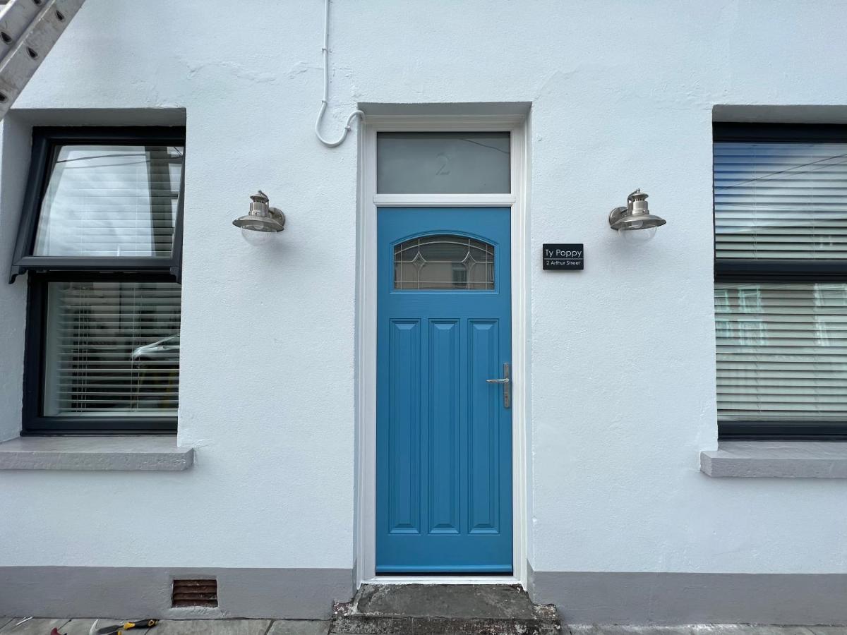 Ty Poppy - Housity