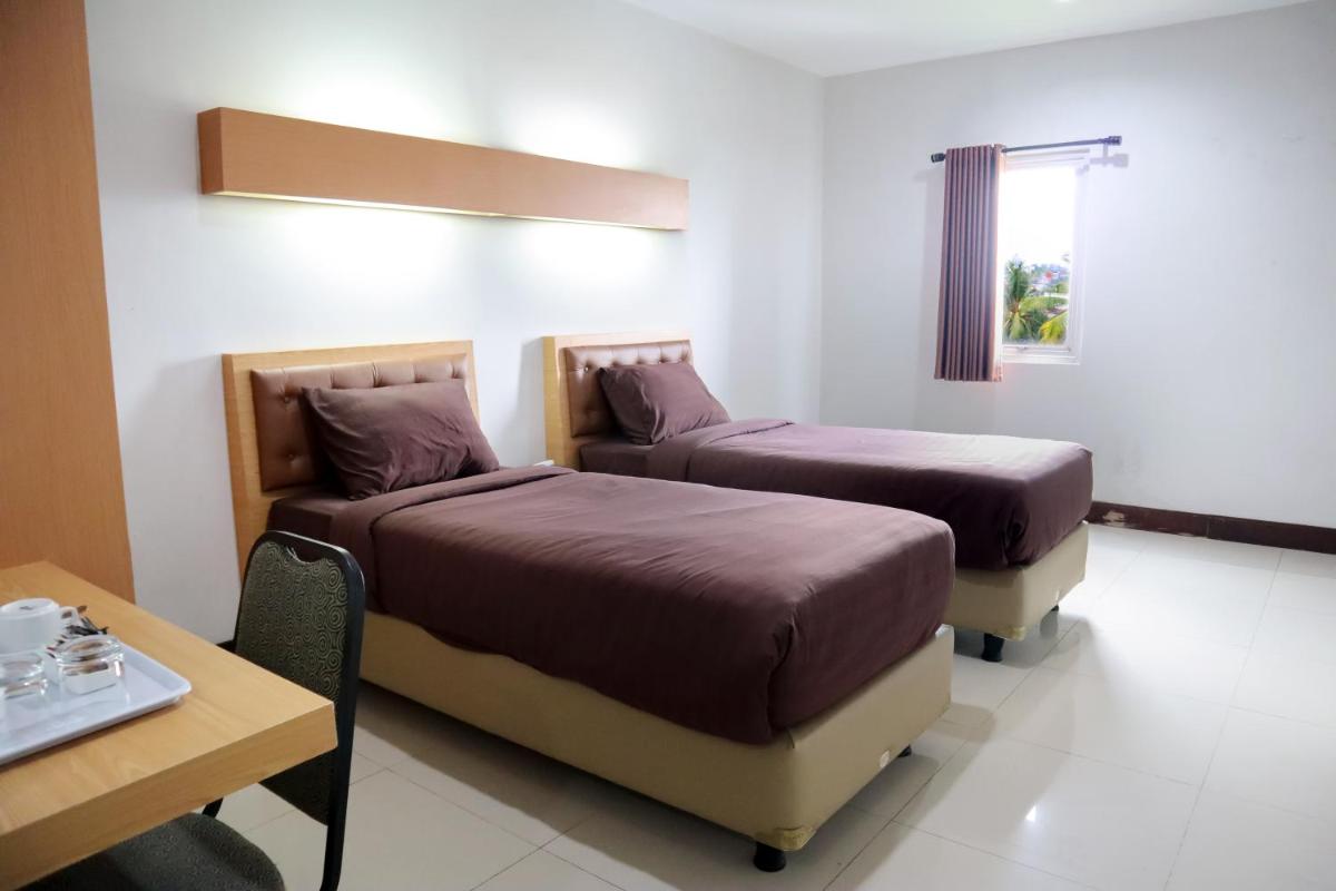 Hotel Ceria Jambi - Housity
