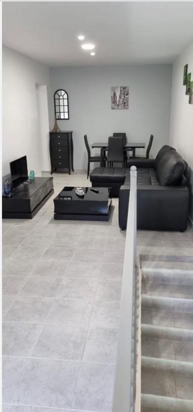 Suitetrails - R1/logement proche de Paris - VILLIERS LE BEL (95)