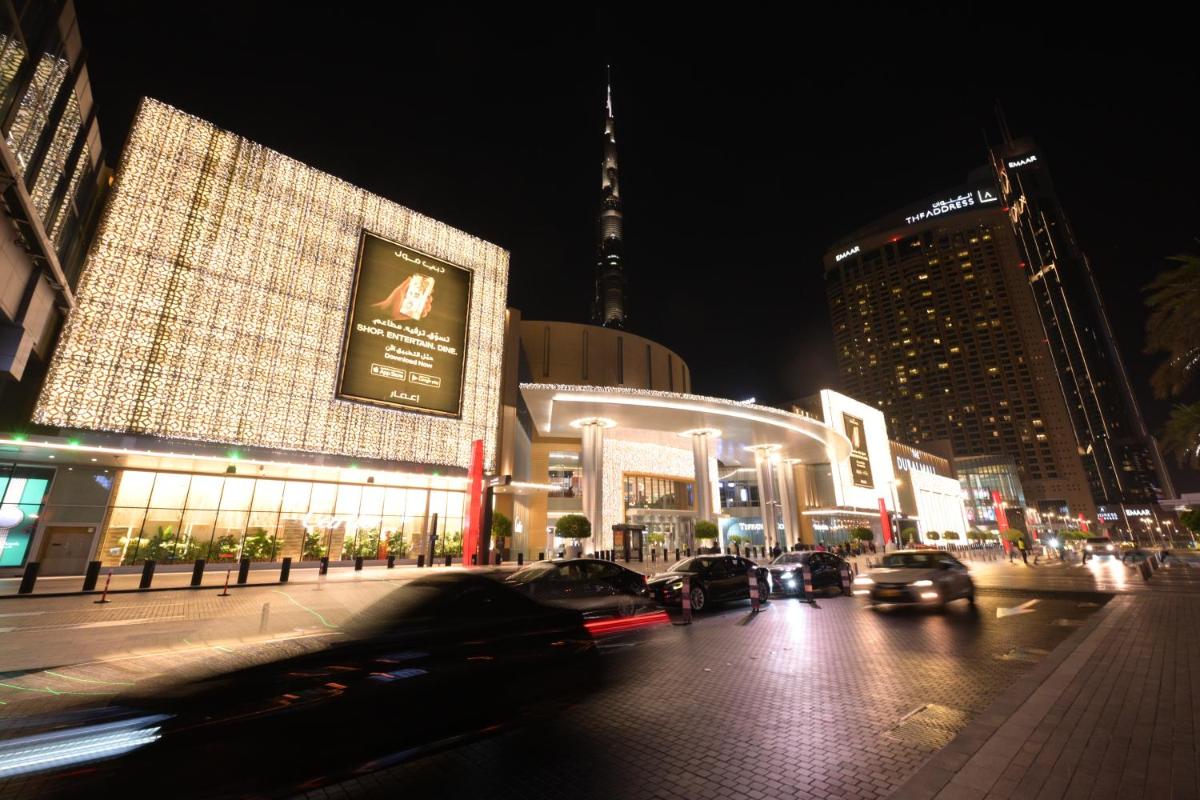 Emaar Fashion Avenue - Formerly Address Dubai Mall Four Apple - Housity