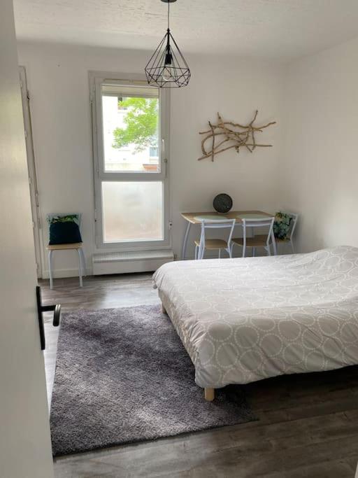 Bel appartement avec parking et terrasse plein sud - Housity