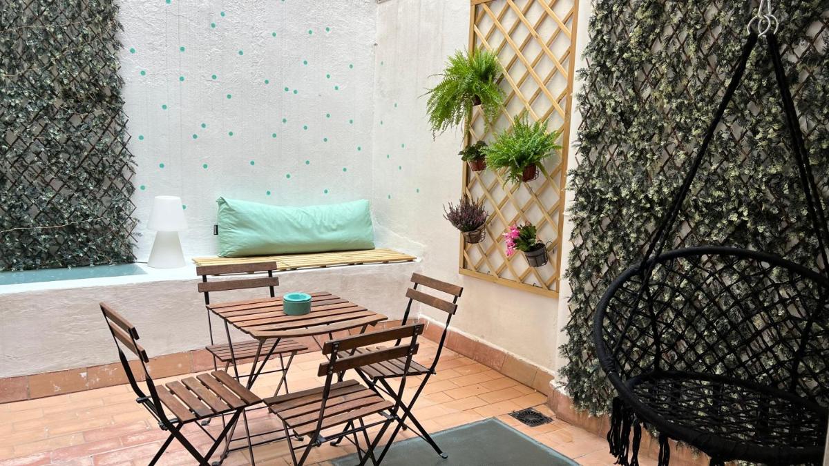Apartamento con mucho encanto y terraza en Barri Vell de Girona, El Cul de la Lleona - Housity