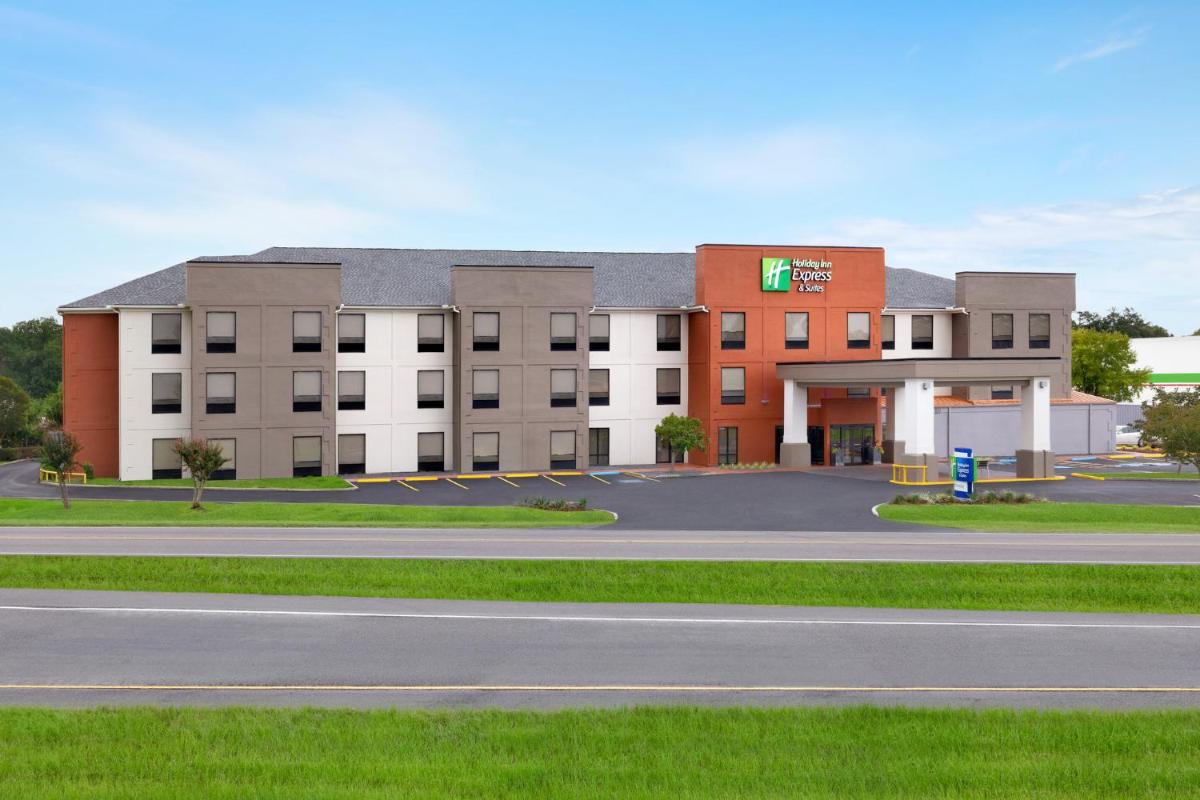 Holiday Inn Express & Suites Opelousas, an IHG Hotel - Housity