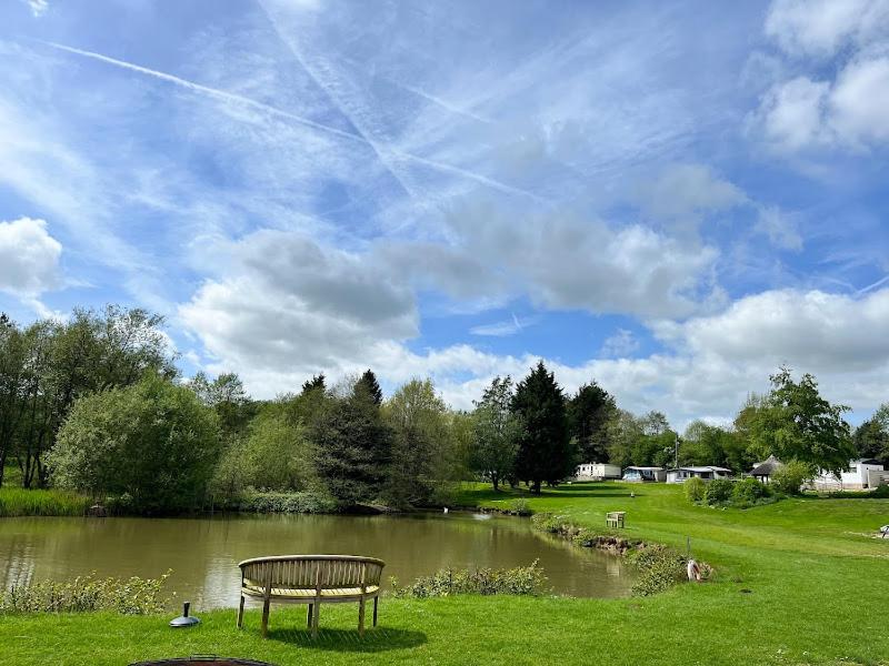 Blackbrook lodge Camping pods - Housity