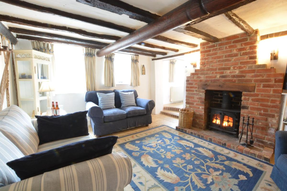 The Moorings, Orford - Housity