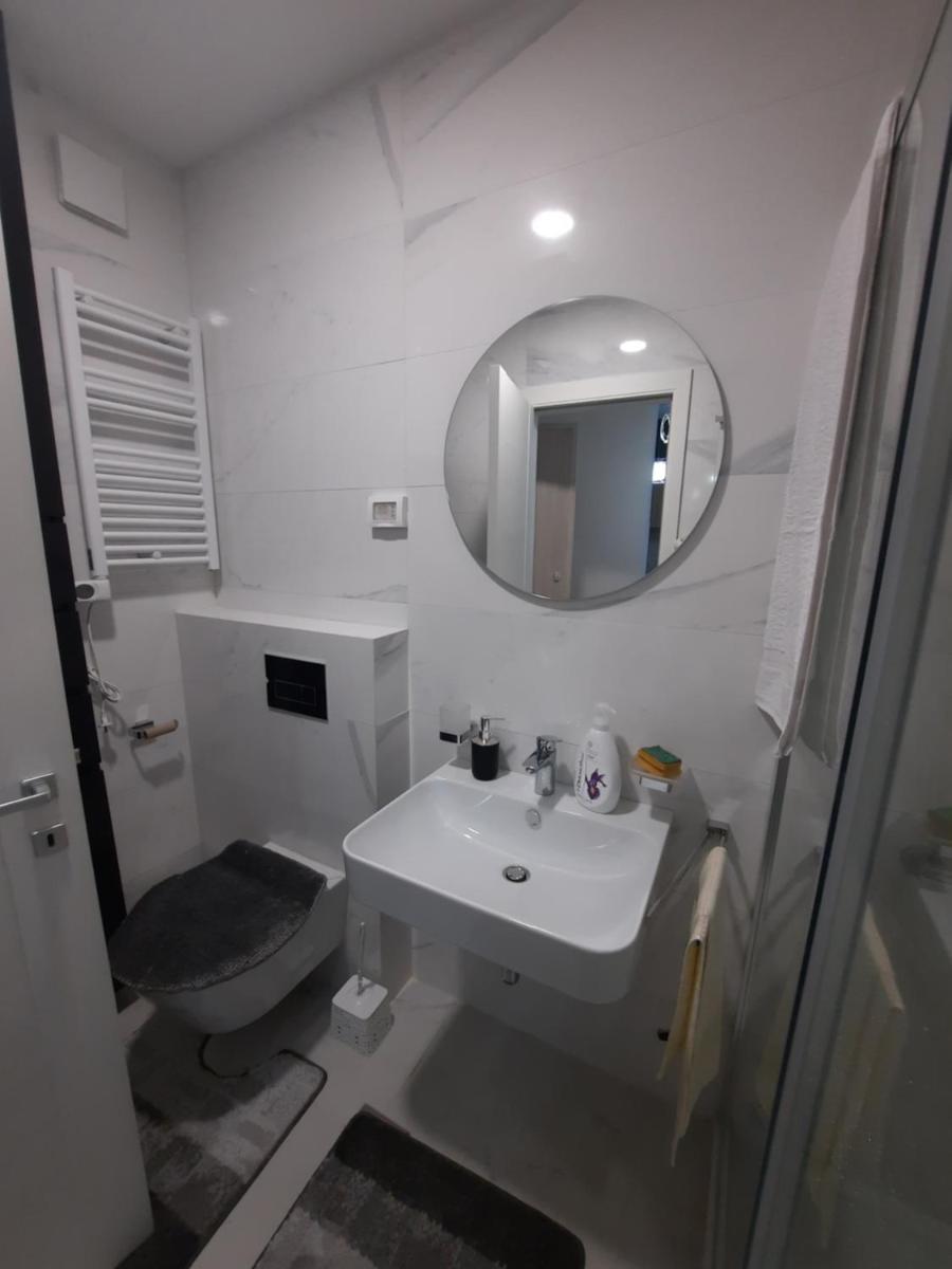 Mia Apartments - Housity
