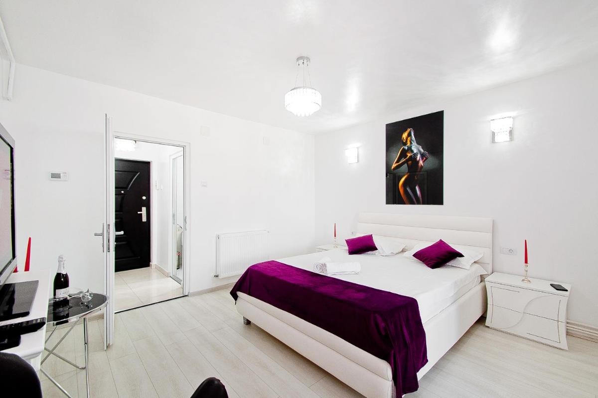 SUNSET RIVER STUDIO - Housity