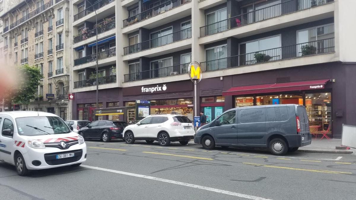 Appartement 2 PCS au metro BERAULT - Housity