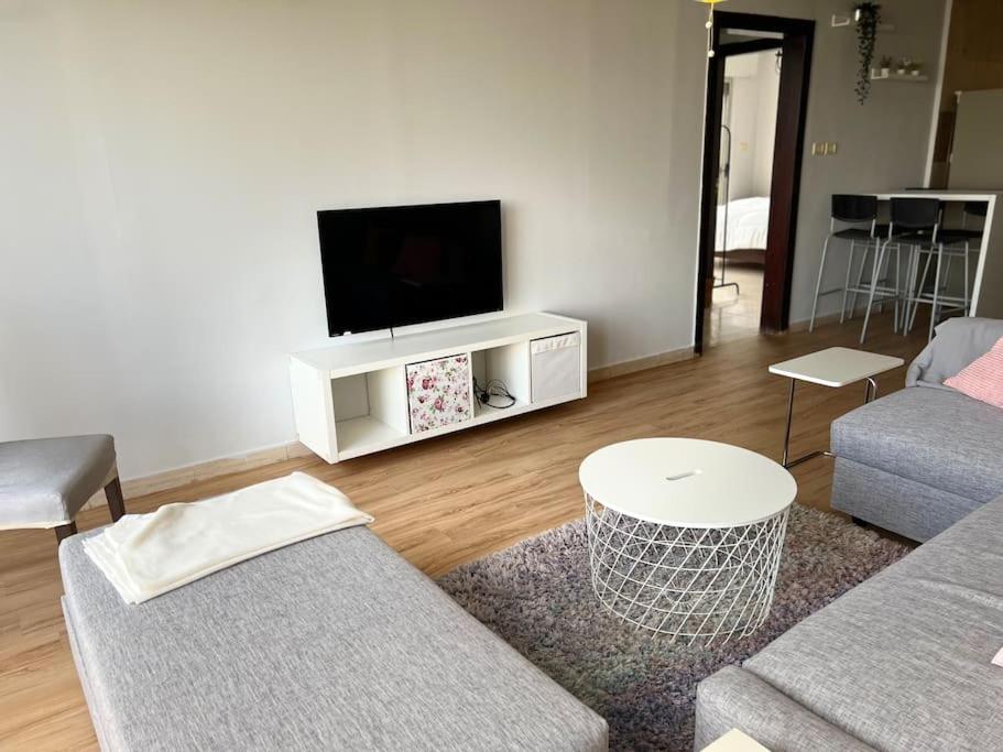 Ronza Elegant Apartment - Housity