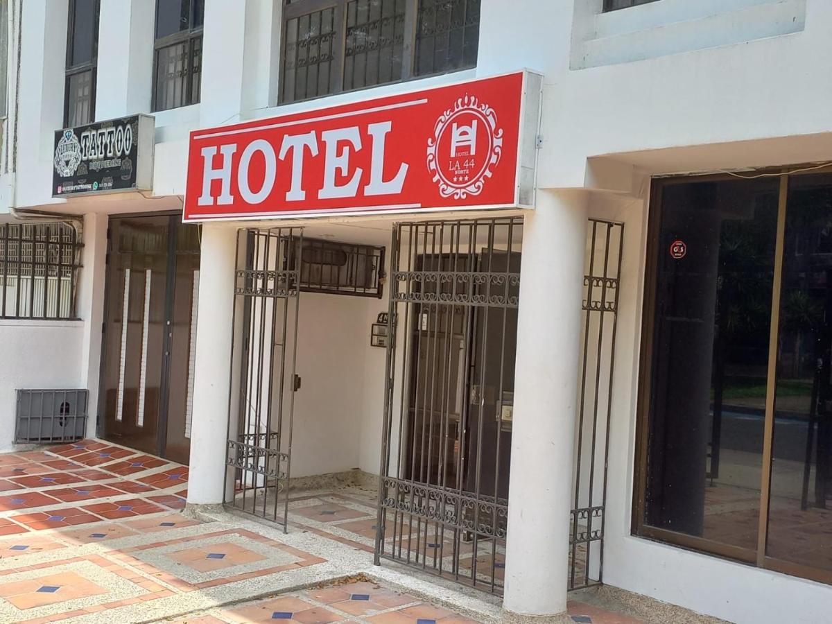 Hotel Ayenda La 44 Norte - Housity