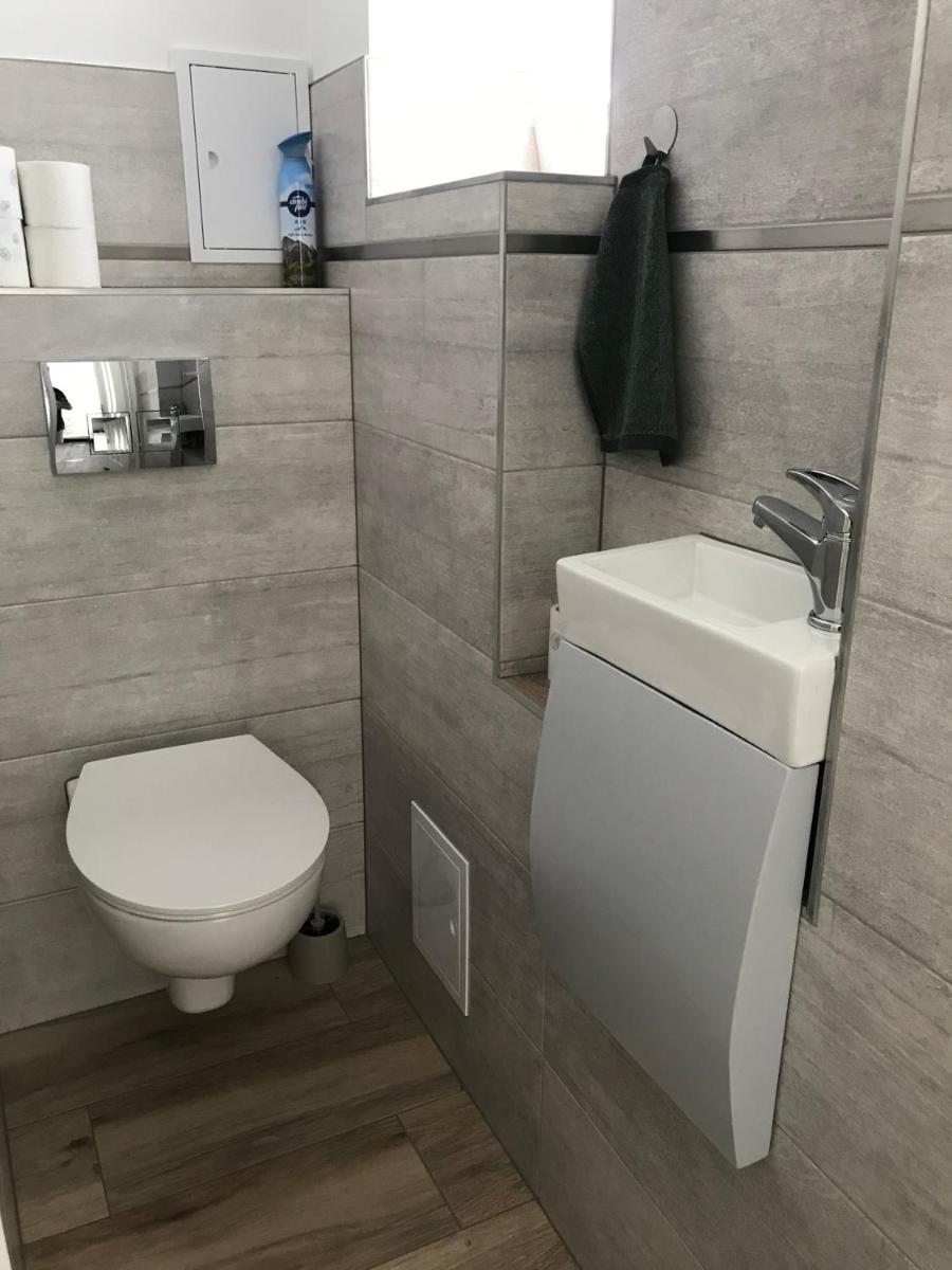 Skalny ogród - Housity
