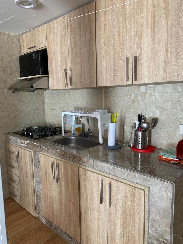 Hermoso Aparta estudio amoblado en Pereira - Housity