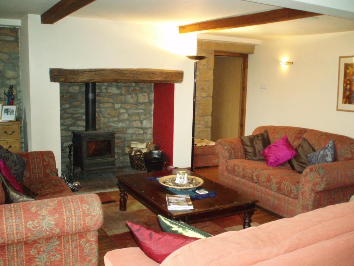 Foxhill Barn - Housity