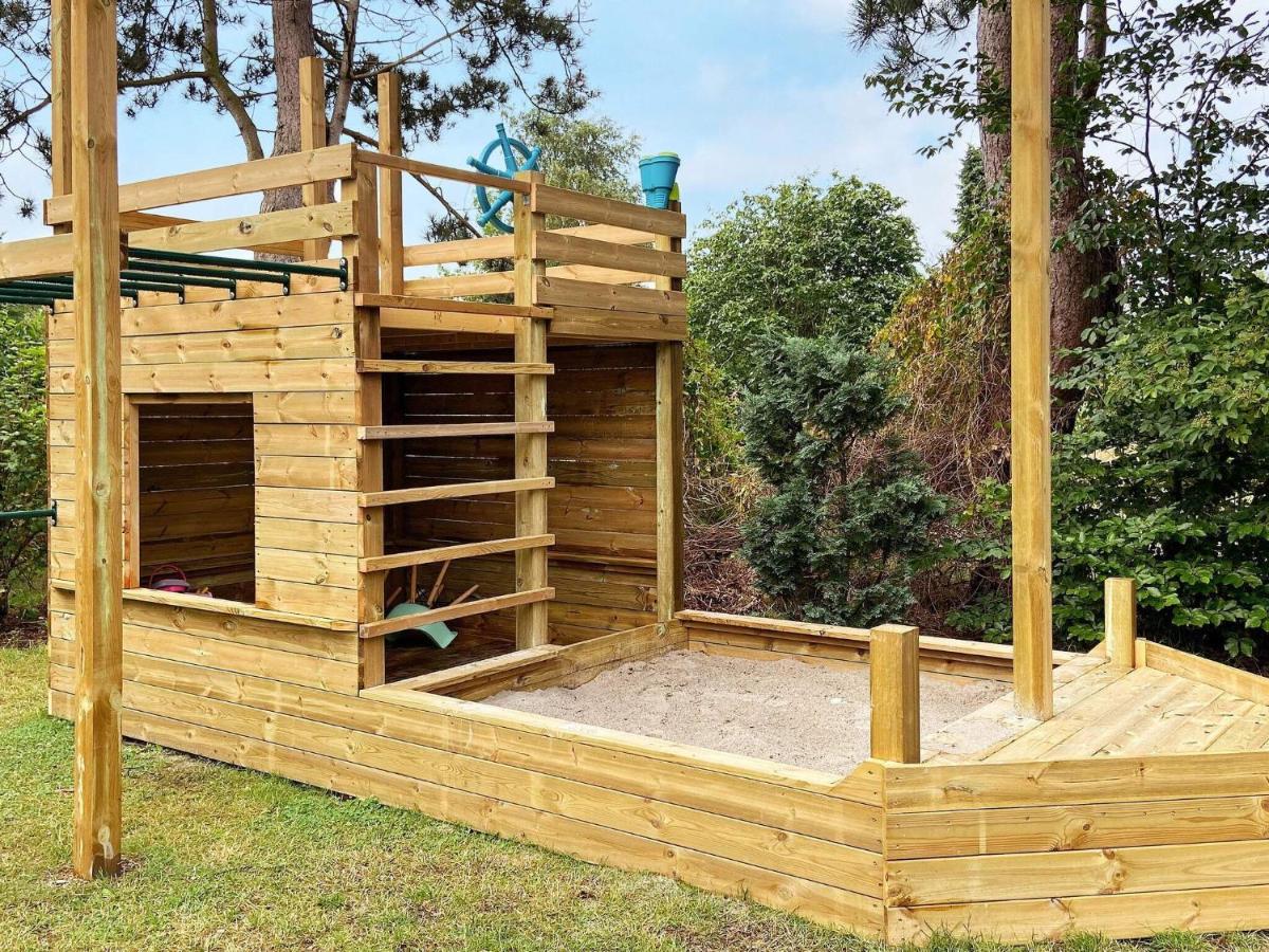 5 person holiday home in Vejby - Housity