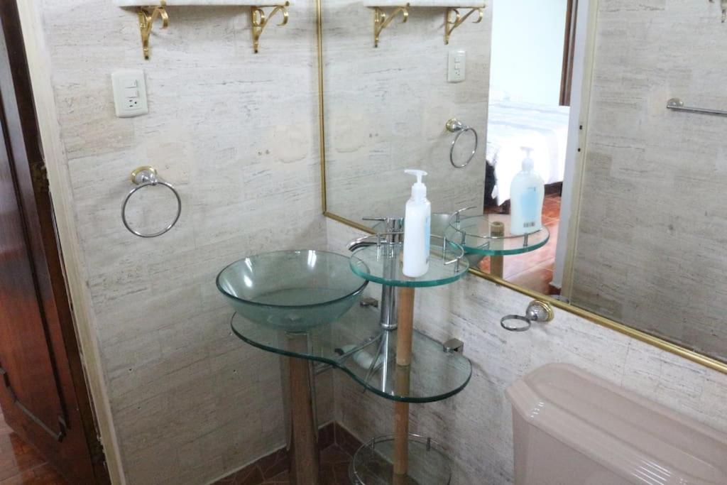 Departamento con hermosa vista y terraza - Housity