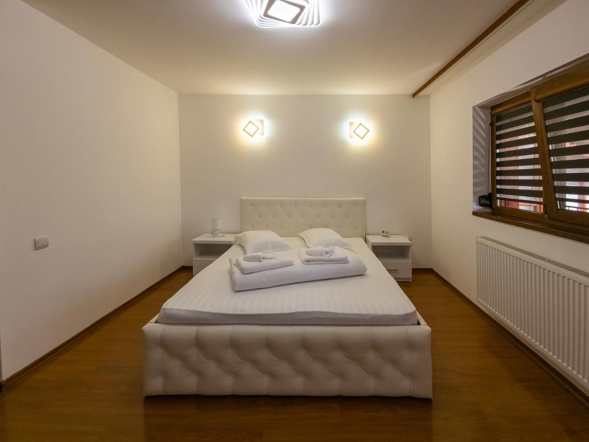 Pensiunea Eric - Housity