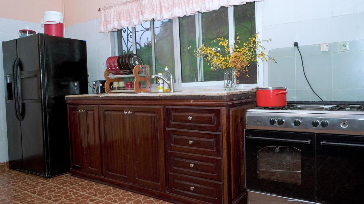Sunshine villa Luxury Apts - Housity