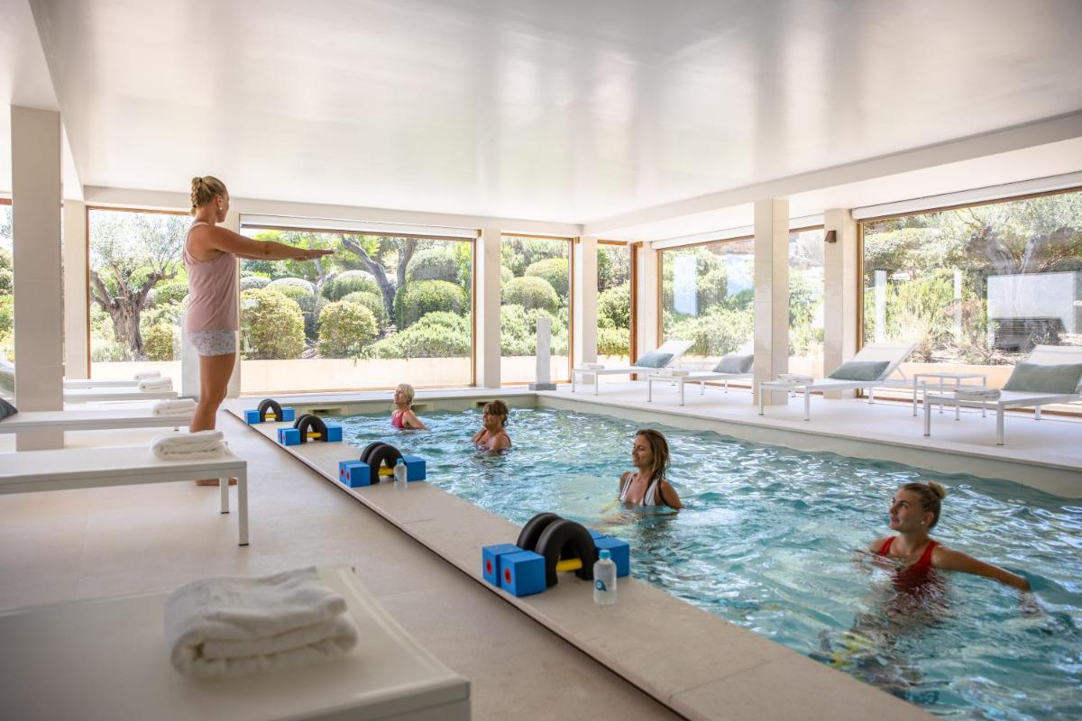 Piscine de l'établissement La Villa Calvi ou située à proximité