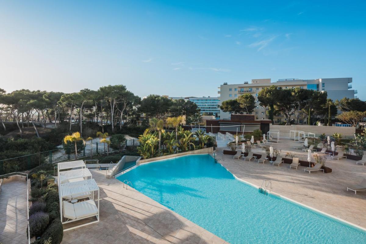Piscina en o cerca de Iberostar Selection Llaut Palma- Adults Only