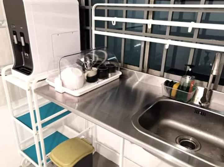 Flora Homestay in Taman Flora - Hizvo