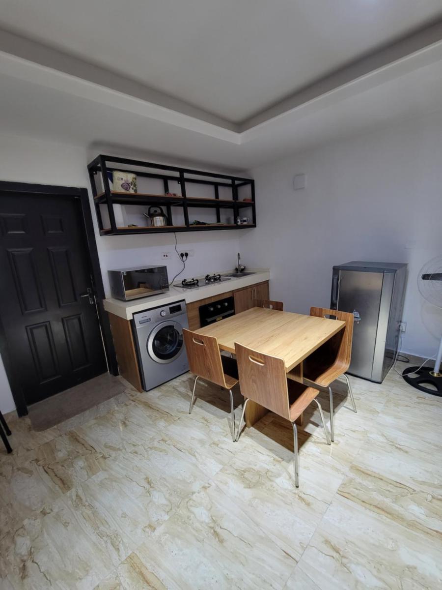 Lovely 2-Bedroom rental unit with amenities. - Housity