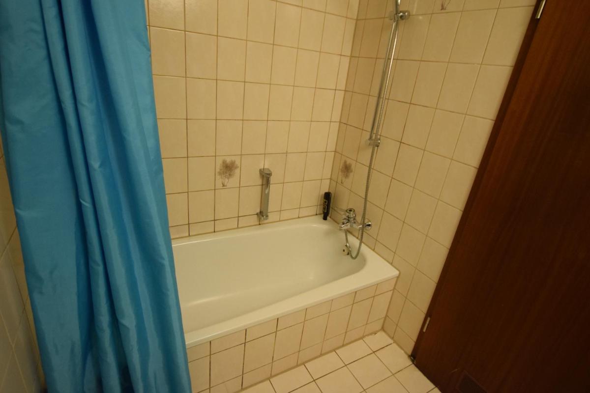 Schöne 2 Zimmer Wohnung - Housity