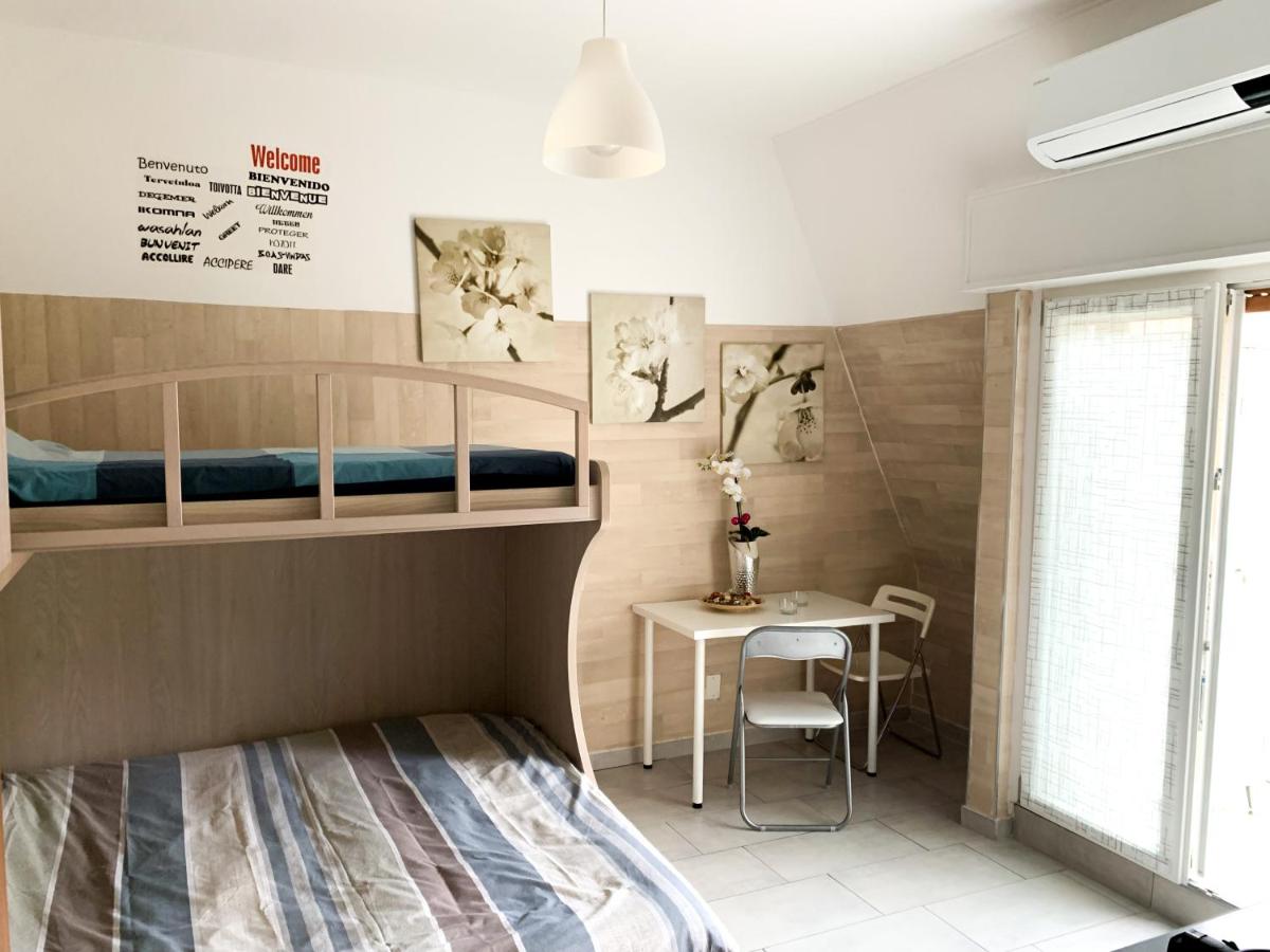 Milan Shopping Street - Housity