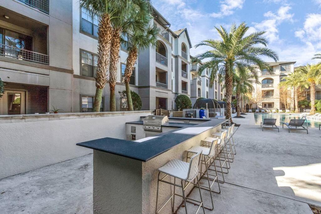The Turquoise Suite - Housity